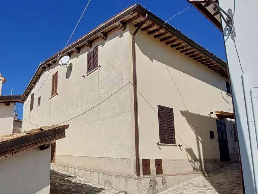 Immagine 2 di Appartamento in vendita  in Via degli Orti, N. snc a Preci
