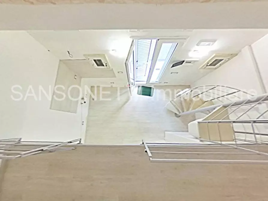 Immagine 8 di Loft/Open space in vendita  in Savelletri a Fasano