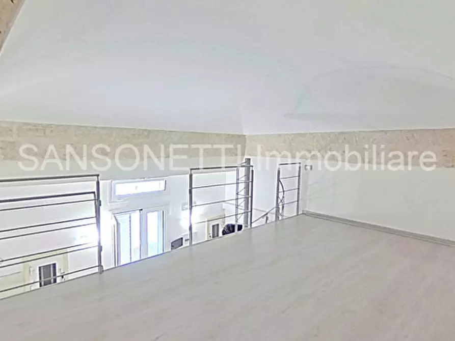 Immagine 11 di Loft/Open space in vendita  in Savelletri a Fasano