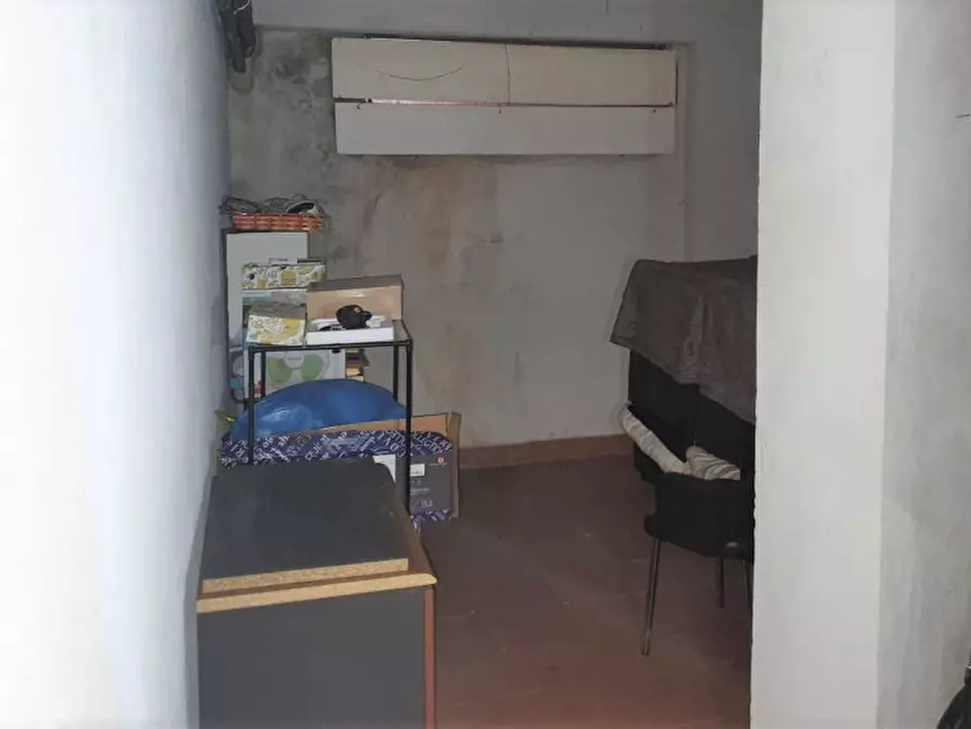 Immagine 4 di Cantina in vendita  in Via Gioacchino Rossini, N. snc a Rende