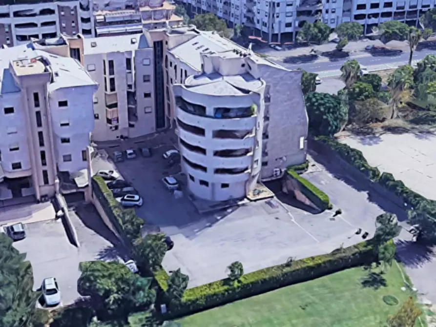 Immagine 8 di Cantina in vendita  in Via Gioacchino Rossini, N. snc a Rende