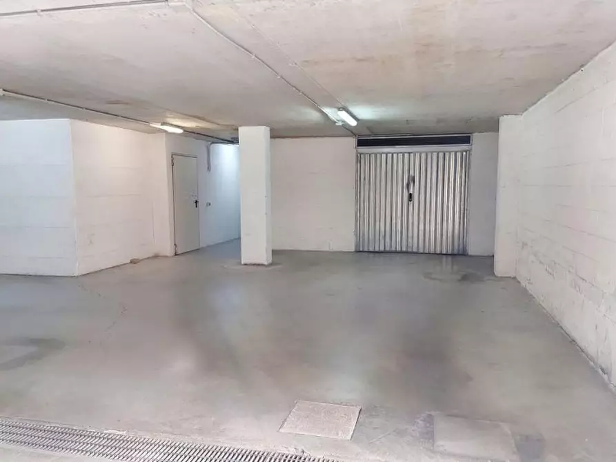 Immagine 14 di Cantina in vendita  in Via A. Manzoni, 9, 00034 Colleferro RM, Italia a Colleferro