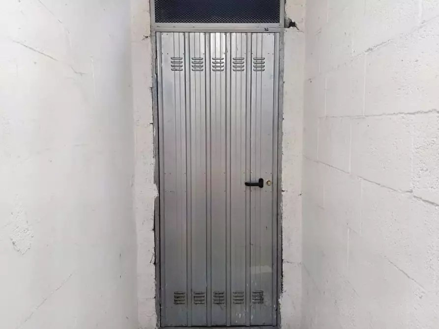 Immagine 15 di Cantina in vendita  in Via A. Manzoni, 9, 00034 Colleferro RM, Italia a Colleferro