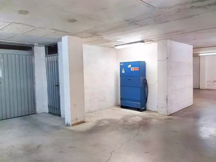 Immagine 17 di Cantina in vendita  in Via A. Manzoni, 9, 00034 Colleferro RM, Italia a Colleferro