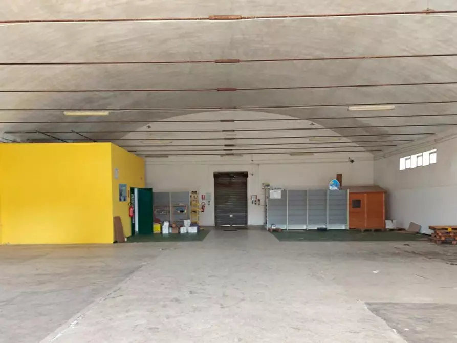 Immagine 2 di Capannone industriale in vendita  in Via Vittorio Emanuele, N. 143 a San Giovanni Suergiu