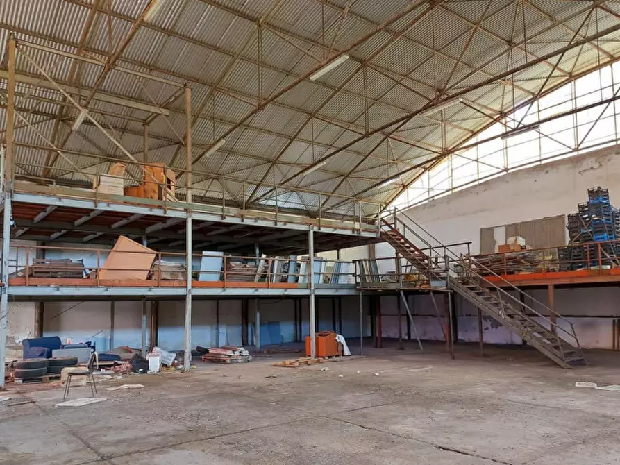 Immagine 2 di Capannone industriale in vendita  in Viale Monastir, N. 50 a Cagliari