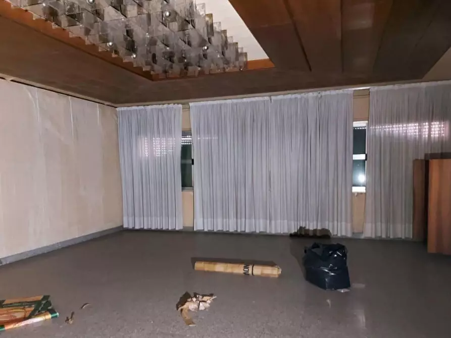 Immagine 25 di Capannone industriale in vendita  in Viale Monastir, N. 50 a Cagliari