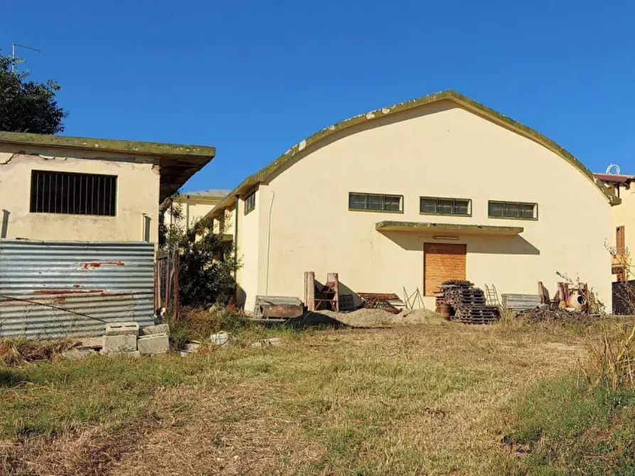 Immagine 3 di Capannone industriale in vendita  in Via Nazionale, N. 235-237 a Serrenti