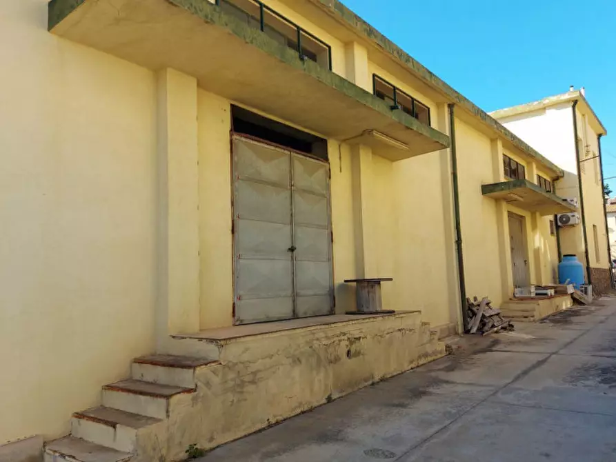 Immagine 7 di Capannone industriale in vendita  in Via Nazionale, N. 235-237 a Serrenti