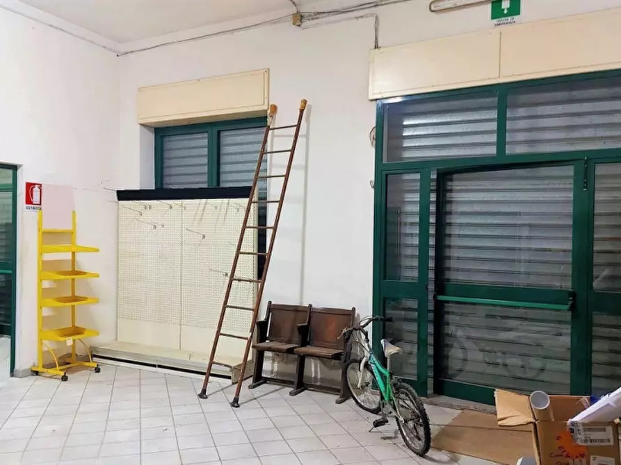 Immagine 10 di Capannone industriale in vendita  in Via Nazionale, N. 235-237 a Serrenti