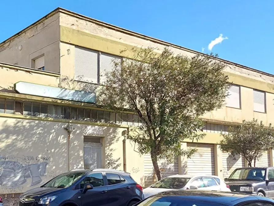 Immagine 4 di Capannone industriale in vendita  in Via Dante Alighieri, N. 128 a Quartu Sant'elena