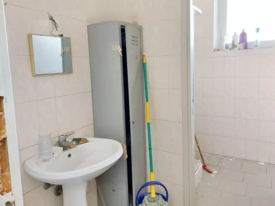 Immagine 12 di Capannone industriale in vendita  in Via Dante Alighieri, N. 128 a Quartu Sant'elena