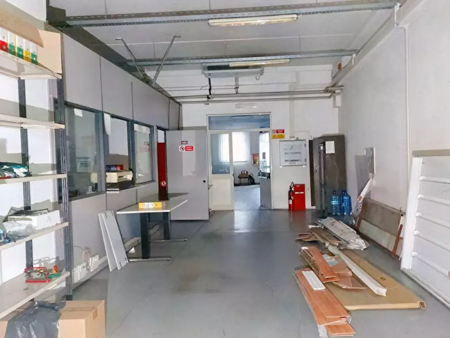 Immagine 20 di Capannone industriale in vendita  in Via Marisa Bellisario, N. 55 a Nuoro