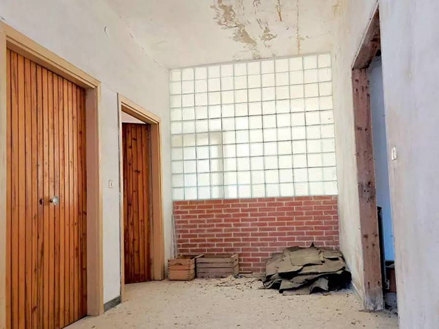 Immagine 4 di Appartamento in vendita  in Via Sant'Isidoro, N. 7 a Isili