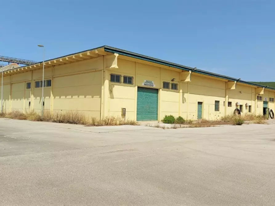 Immagine 3 di Capannone industriale in vendita  in Via Zirra, N. snc a Alghero