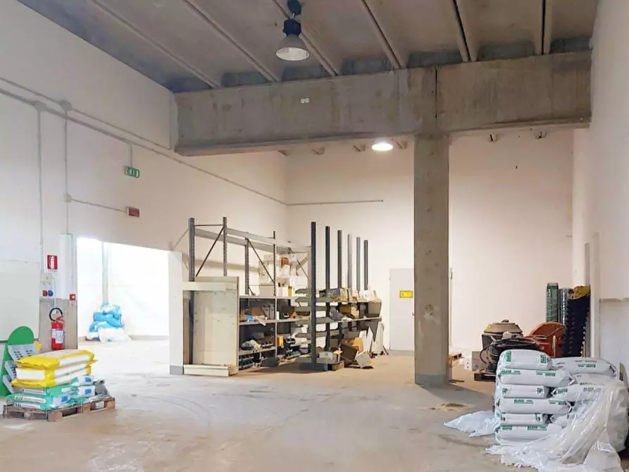 Immagine 8 di Capannone industriale in vendita  in Via Zirra, N. snc a Alghero