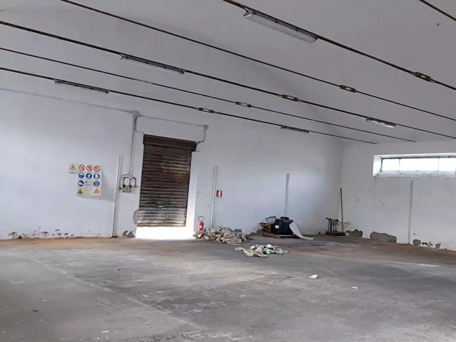 Immagine 4 di Capannone industriale in vendita  in Via Umberto I, N. 148-150 a Ales