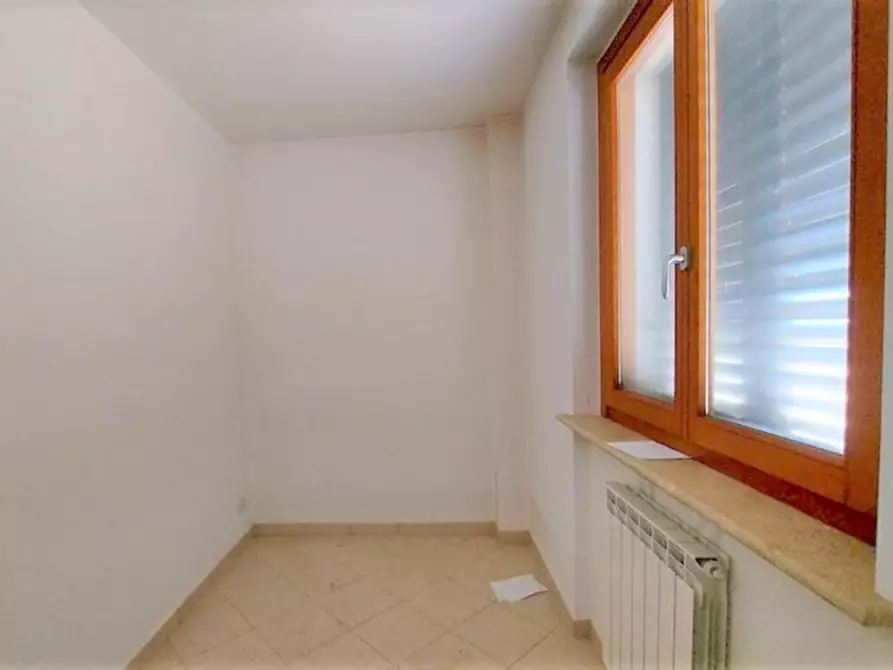 Immagine 12 di Cantina in vendita  in Via Alabnia, N. 6 a Porto Sant'elpidio