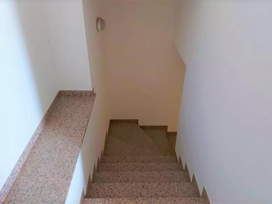 Immagine 19 di Cantina in vendita  in Via Alabnia, N. 6 a Porto Sant'elpidio