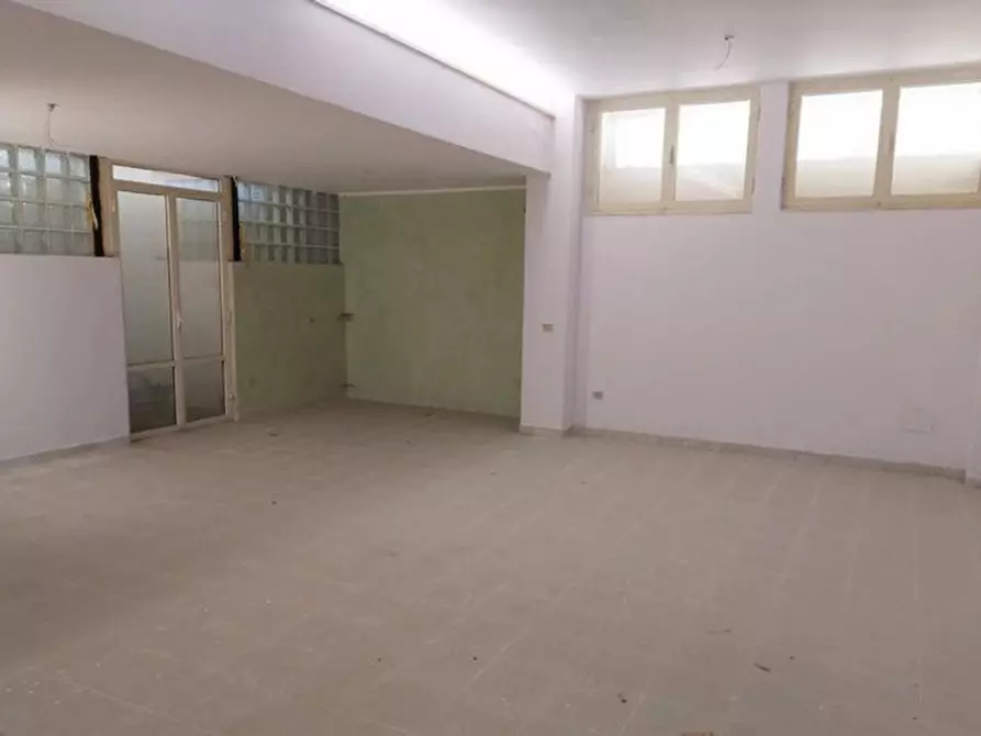 Immagine 7 di Magazzino in vendita  in Via Regabulto, N. snc a Enna