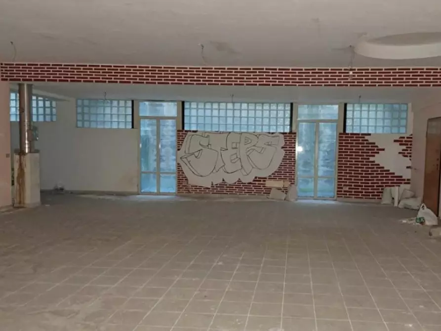 Immagine 10 di Magazzino in vendita  in Via Regabulto, N. snc a Enna