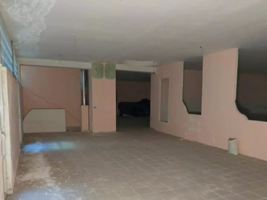 Immagine 12 di Magazzino in vendita  in Via Regabulto, N. snc a Enna