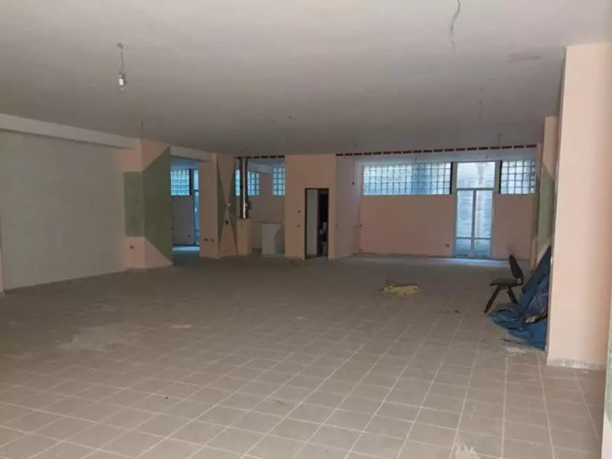Immagine 15 di Magazzino in vendita  in Via Regabulto, N. snc a Enna