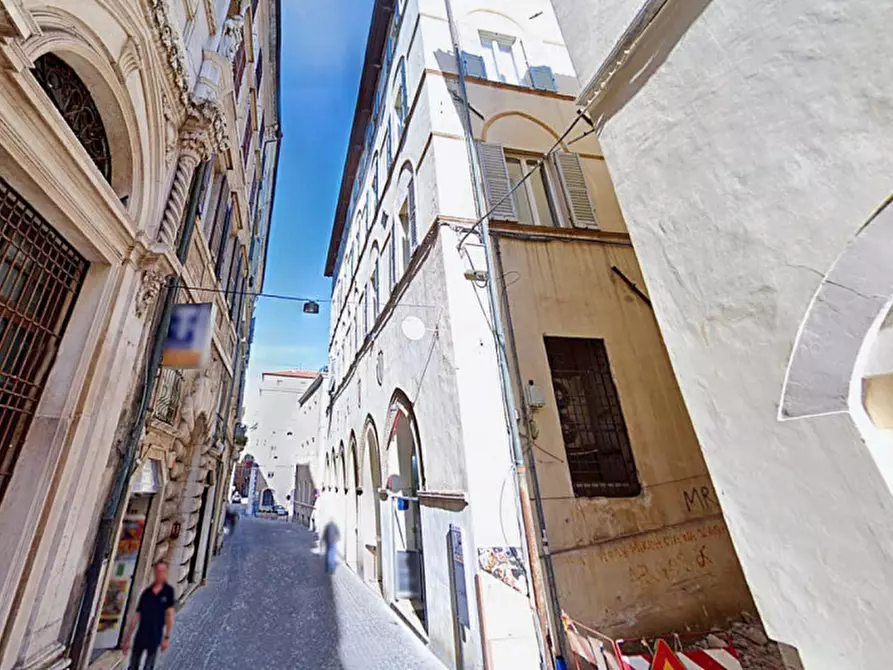 Immagine 2 di Appartamento in vendita  in VIA DELLA LOGGIA, N. 5 a Ancona