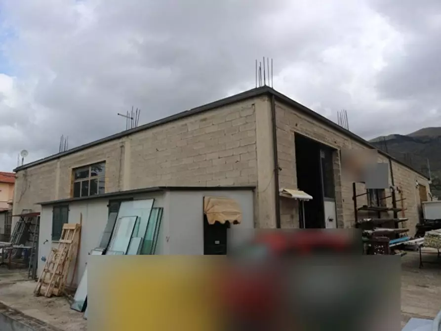 Immagine 3 di Capannone industriale in vendita  in via Metz, N. 2 a Gualdo Tadino