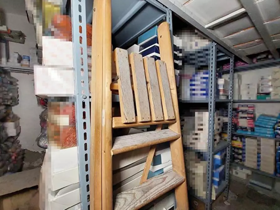 Immagine 6 di Magazzino in vendita  in Via Fortunato Bianchini, N. 16 a Chieti