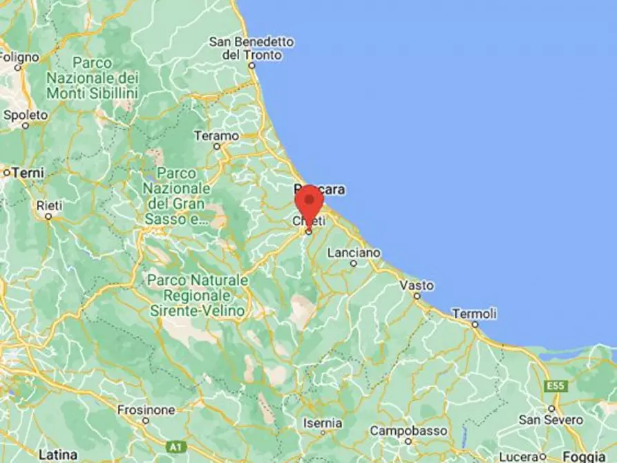 Immagine 10 di Magazzino in vendita  in Via Fortunato Bianchini, N. 16 a Chieti