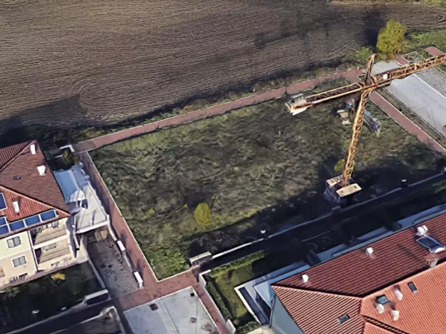 Immagine 3 di Terreno in vendita  in VIA DON TESEO PINI, N. snc a Fermignano