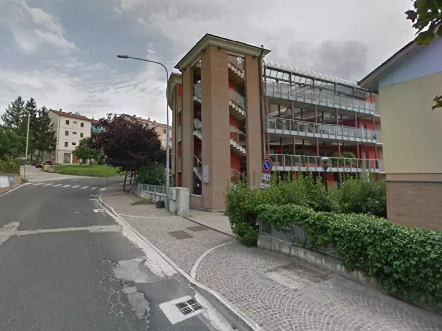 Immagine 5 di Posto auto in vendita  in VIALE GUIDO DA MONTEFELTRO, N. 35 a Urbino