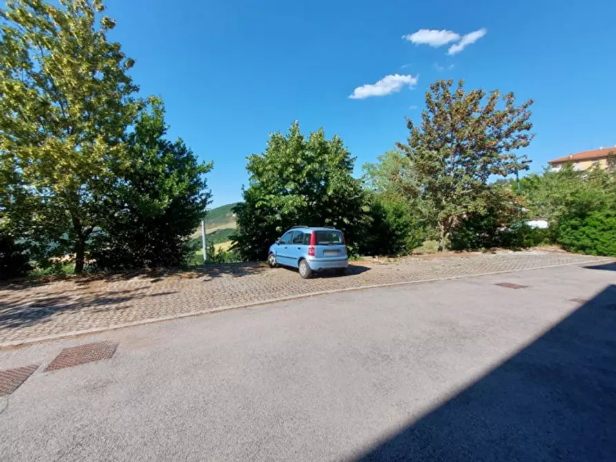 Immagine 1 di Posto auto in vendita  in VIA ALCIDE DE GASPERI, N. snc a Peglio