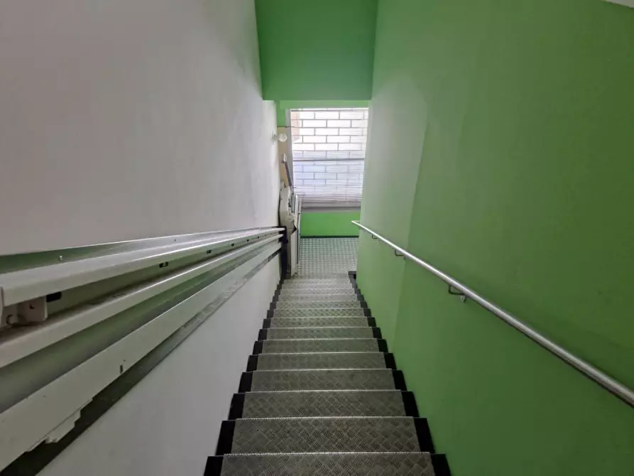 Immagine 8 di Negozio in vendita  in Via Ponte Molino, angolo Piazzetta Forzatè, N. snc a Padova