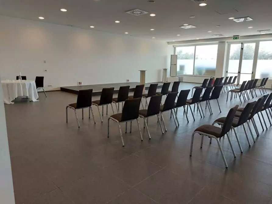 Immagine 26 di Hotel in vendita  in Contrada Bosco Rotondo, N. snc a Vittoria