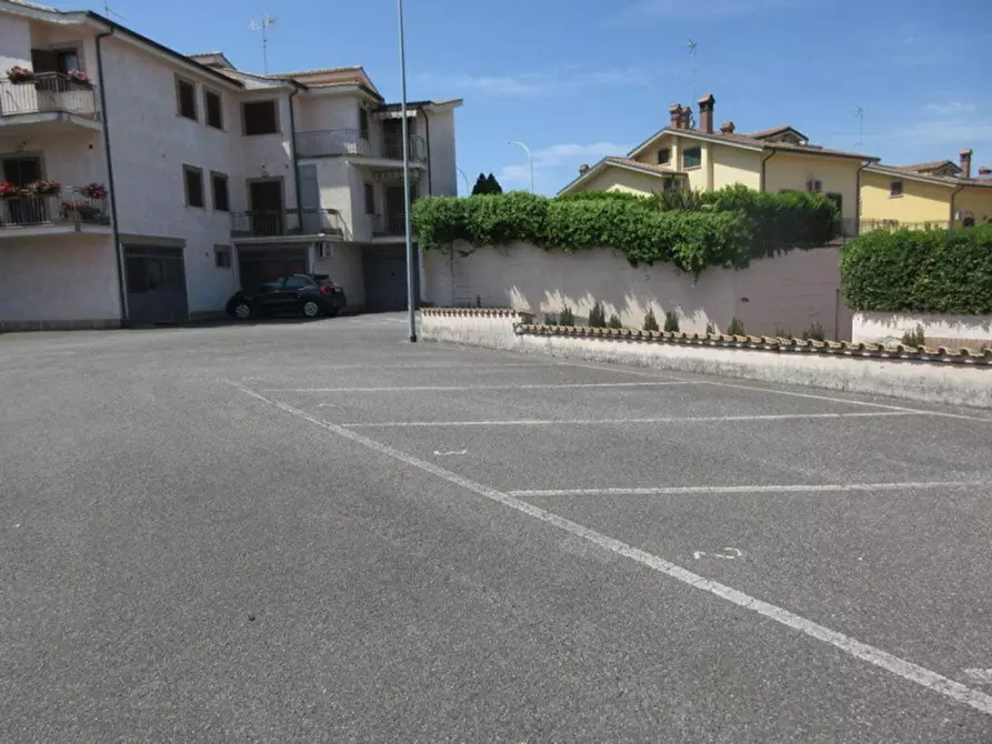 Immagine 2 di Posto auto in vendita  in Via Francesco Borromini, N. 15 a Mentana