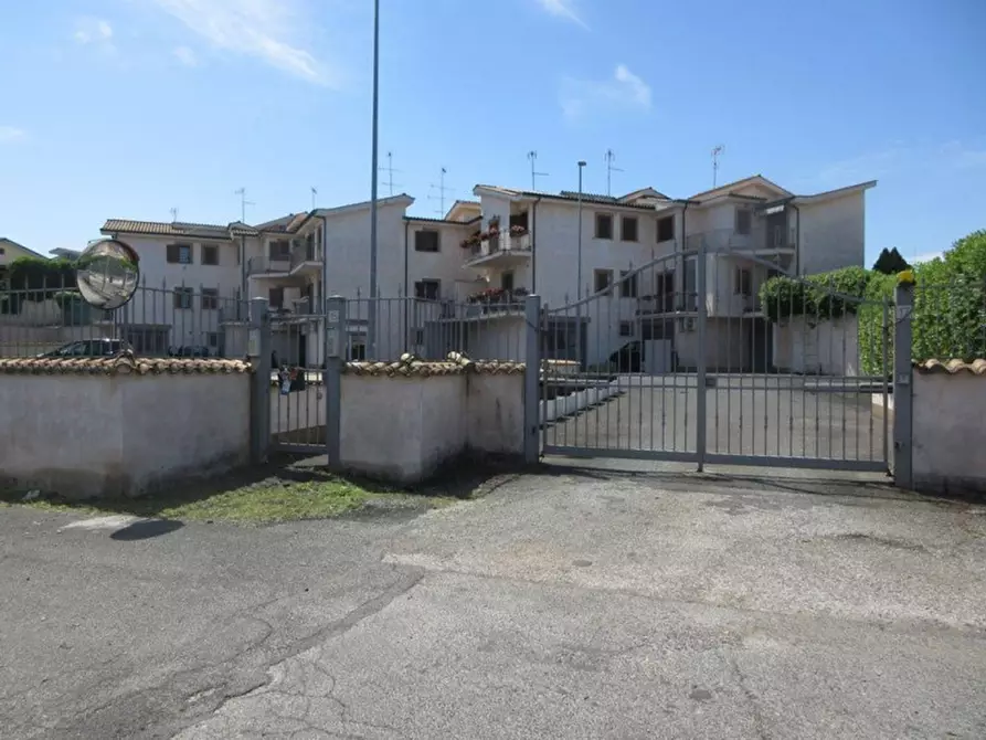 Immagine 5 di Posto auto in vendita  in Via Francesco Borromini, N. 15 a Mentana