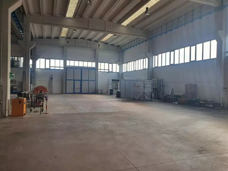 Immagine 13 di Capannone industriale in vendita  in località Sarrottino, N. snc a Tiriolo