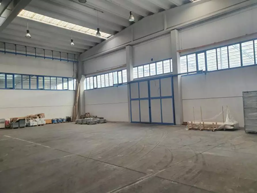 Immagine 15 di Capannone industriale in vendita  in località Sarrottino, N. snc a Tiriolo