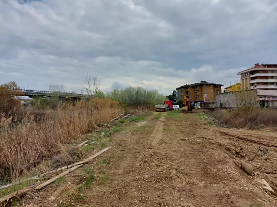 Immagine 13 di Terreno in vendita  in Viale Camisano, N. 103 a Vicenza