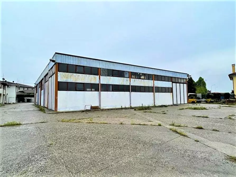 Immagine 3 di Capannone industriale in vendita  in Via Roma, N. 16 a Nogarole Rocca