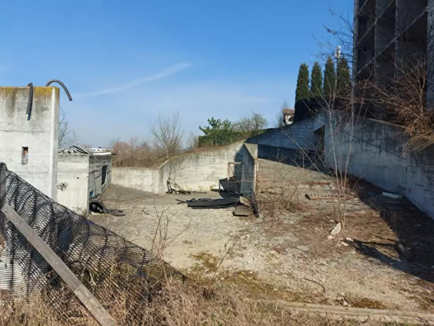 Immagine 19 di Terreno in vendita  in Viale Carlo Alberto dalla Chiesa, N. snc a Valenza