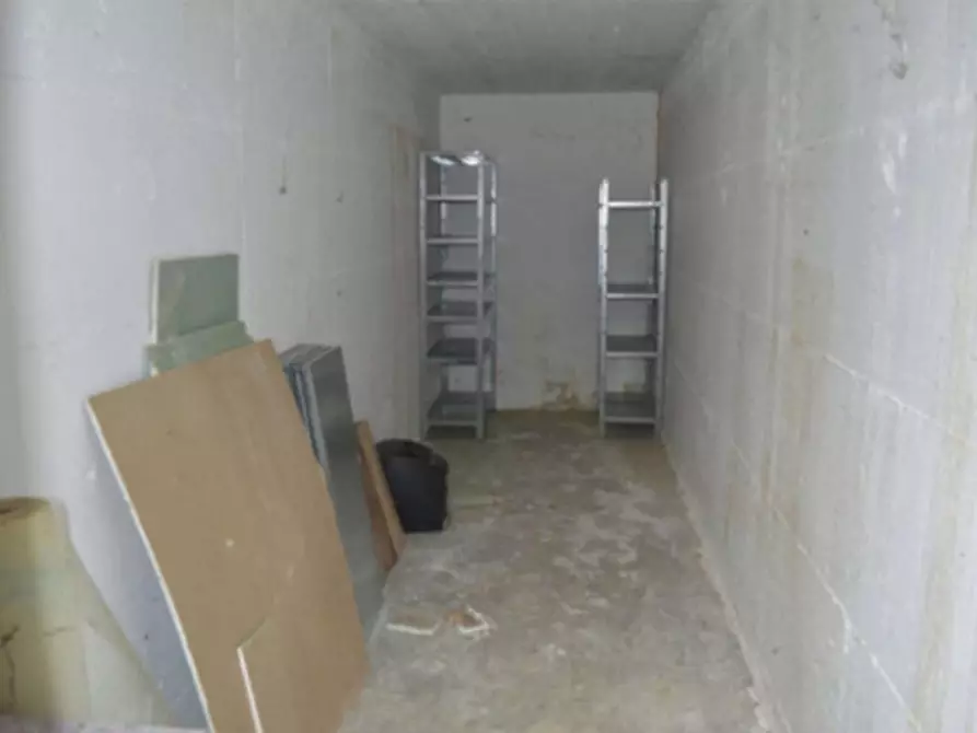 Immagine 1 di Magazzino in vendita  in Via Fabrizio de Andrè a Castelnuovo Berardenga