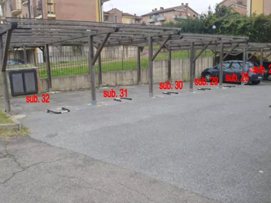 Immagine 1 di Posto auto in vendita  in Via Fabrizio de Andrè a Castelnuovo Berardenga