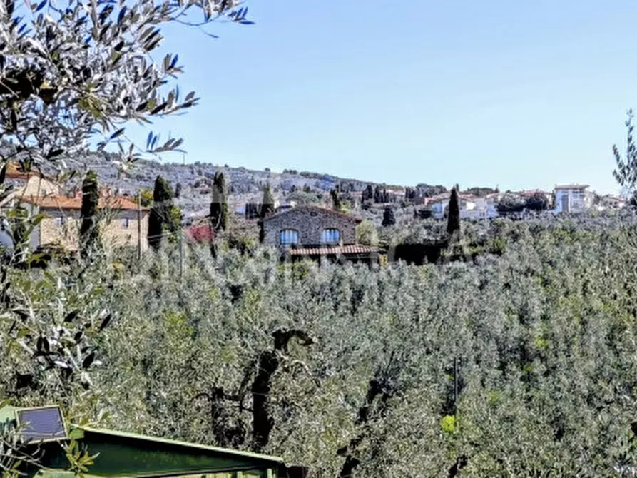 Immagine 6 di Rustico / casale in vendita  in via giovanni XXIII 1 vinci a Vinci