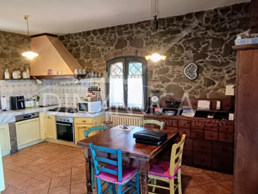 Immagine 8 di Rustico / casale in vendita  in via giovanni XXIII 1 vinci a Vinci