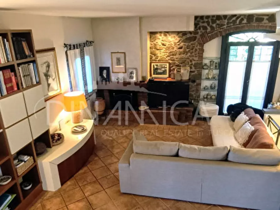 Immagine 9 di Rustico / casale in vendita  in via giovanni XXIII 1 vinci a Vinci