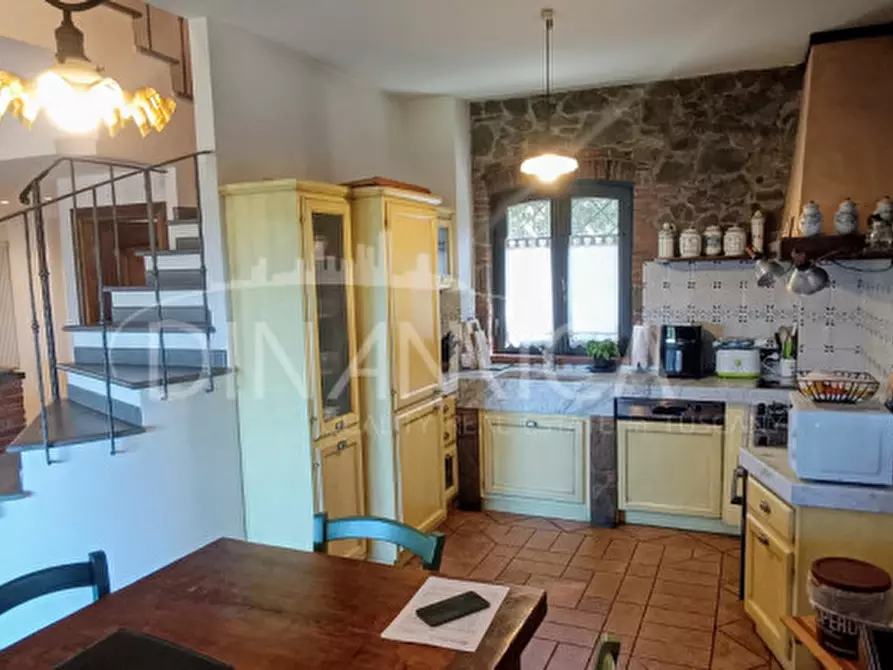 Immagine 17 di Rustico / casale in vendita  in via giovanni XXIII 1 vinci a Vinci