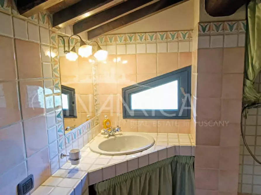 Immagine 37 di Rustico / casale in vendita  in via giovanni XXIII 1 vinci a Vinci